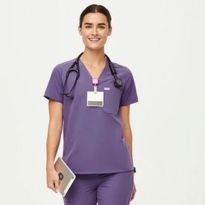 COPY - FIGS Catarina scrub top Amethyst M